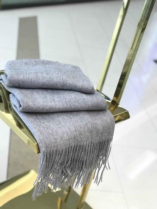 优品堂【秋色宜人】【变幻魅力】纯羊毛披肩围巾两用 商品图2