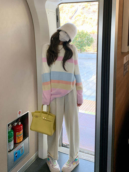 <曾小咸推荐> 【彩虹甜心美眉】蓝条毛衣 商品图4