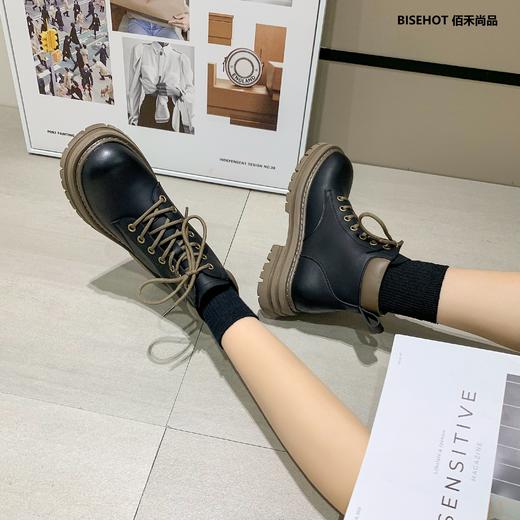 新品冬季潮流时尚百搭马丁靴798B25558 商品图3