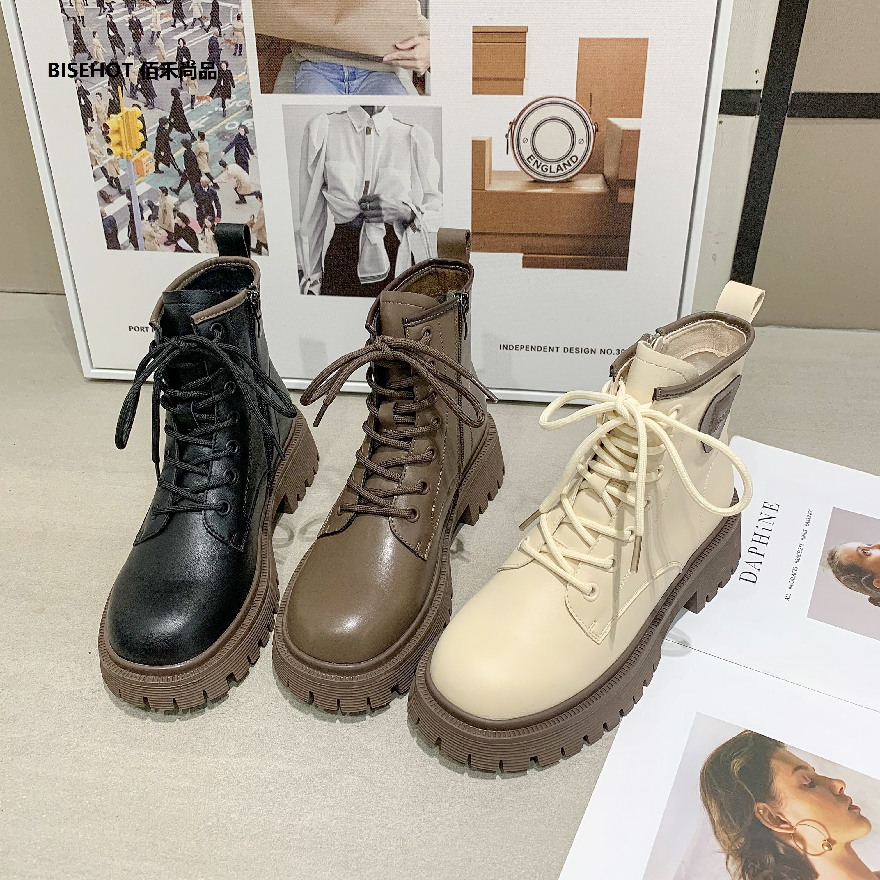 新品冬季加绒舒适百搭厚底马丁靴798B25559