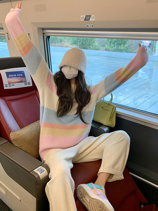 <曾小咸推荐> 【彩虹甜心美眉】蓝条毛衣 商品图3