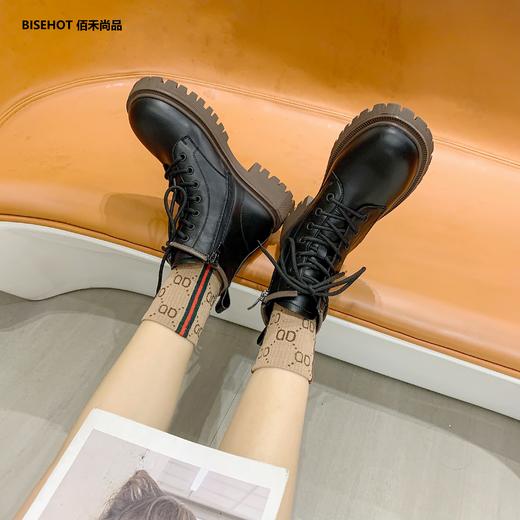 新品冬季加绒舒适百搭厚底马丁靴798B25559 商品图1