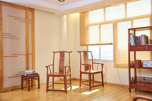 红桥红  家具严选  缅甸花梨(大果紫檀）  【素面高靠背四出头官帽椅】 商品图3