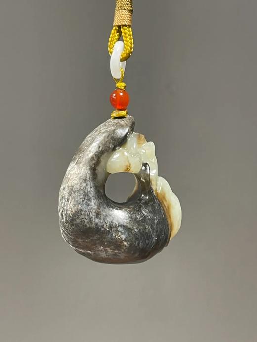 黑沁籽料白玉巧色蝸牛型吊坠，顺丰包邮 商品图7