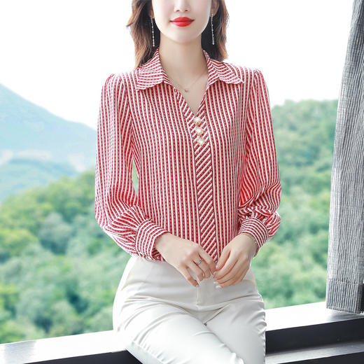 仿真丝衬条纹V领遮肚子衬衣KQL-C18T542 商品图0