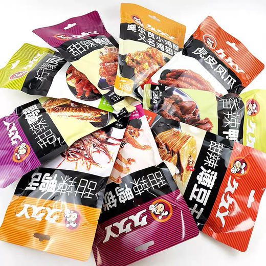 久久丫脖锁骨甜辣鸭鸭翅鸭舌豆干鸭肫小鸡腿虎皮柠檬凤爪包装零食 商品图0
