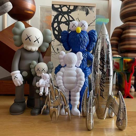 收藏系列 KAWS FAMILY系列 商品图1