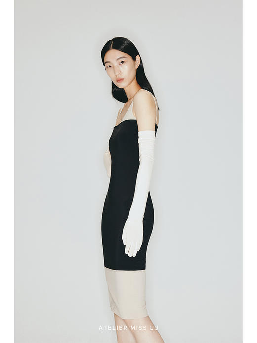 【猫女】撞色拼接弧形领假两件弹力修身吊带针织连衣裙/23000016 商品图2
