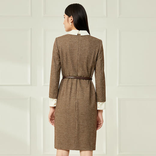 EITIE爱特爱气质翻领格纹收腰中长款连衣裙6807509 商品图4