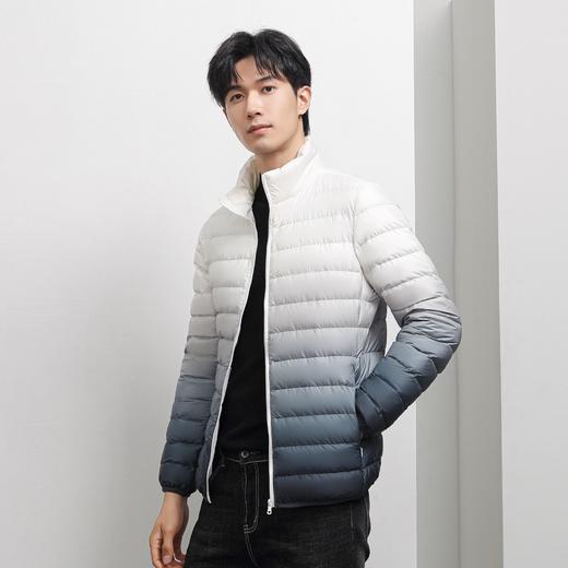「水墨渐变色！2022秋冬新款」柔菇菇轻薄羽绒服 男立领渐变色简约90绒外套上衣 商品图1