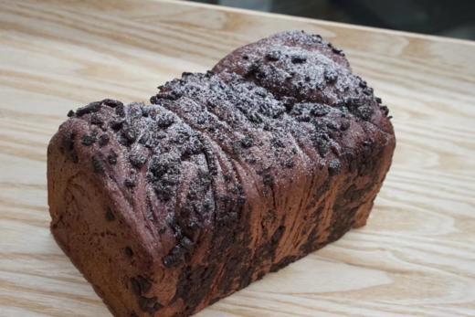 巧克力雪山吐司 · 面包 商品图0