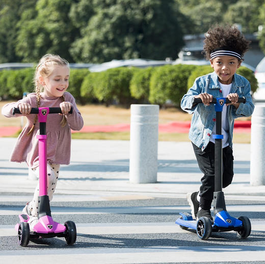 Kicknroll x 兰博基尼儿童滑板车L1（粉色） 商品图1