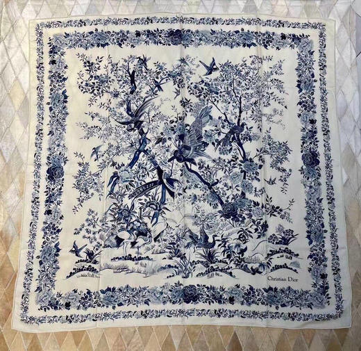 秋季特惠💰400 迪奥上新 𝐃𝐈𝐎𝐑 𝟐𝟎𝟐𝟐新款 《茹伊丛手绘方巾》 商品图0