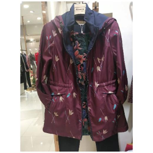 3楼    妙采服女风衣 商品图0