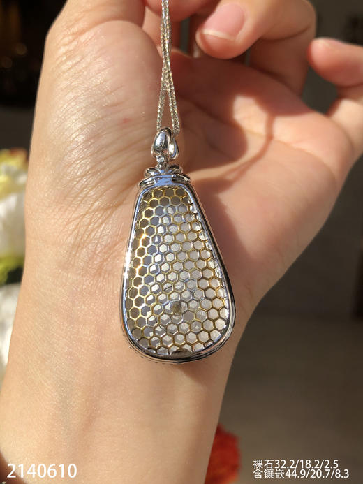 2140610，老坑冰艳绿如意吊坠，具体价格微信咨询 商品图8