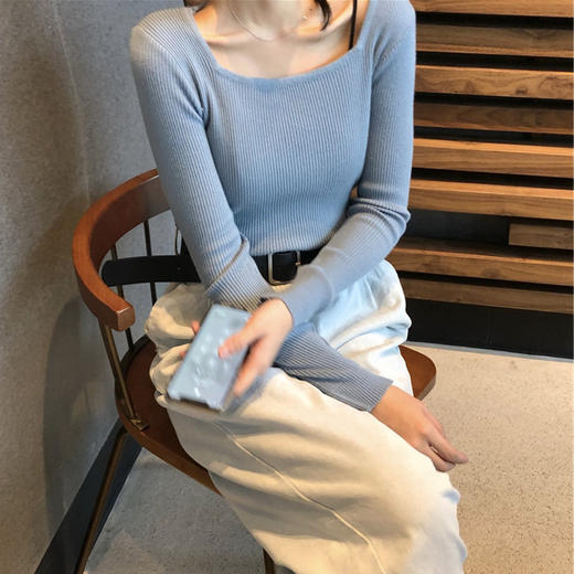 <有书独家>方领长袖针织衫打底衫女修身面料柔软时尚毛衣2023秋冬女装 商品图2