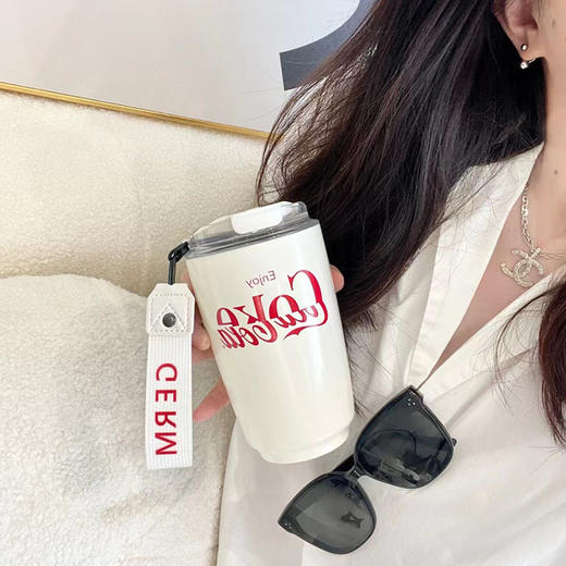 GE-CK22AW-B9 可口可乐联名款摩卡保温杯（茶白色） 商品图1