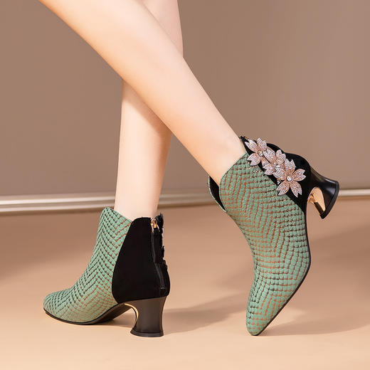 优雅百搭，真皮拼接花朵镶钻高跟短靴JZJ-B234-665 商品图1