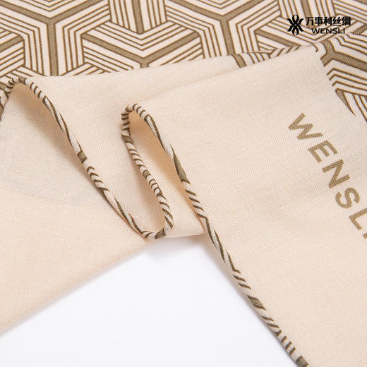 双面印花丝羊毛围巾-锁清秋 商品图1