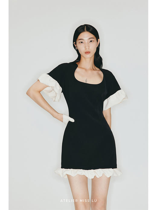 【天使爱美丽】马蹄领云朵花边拼接设计收腰短款连衣裙2300005 商品图0