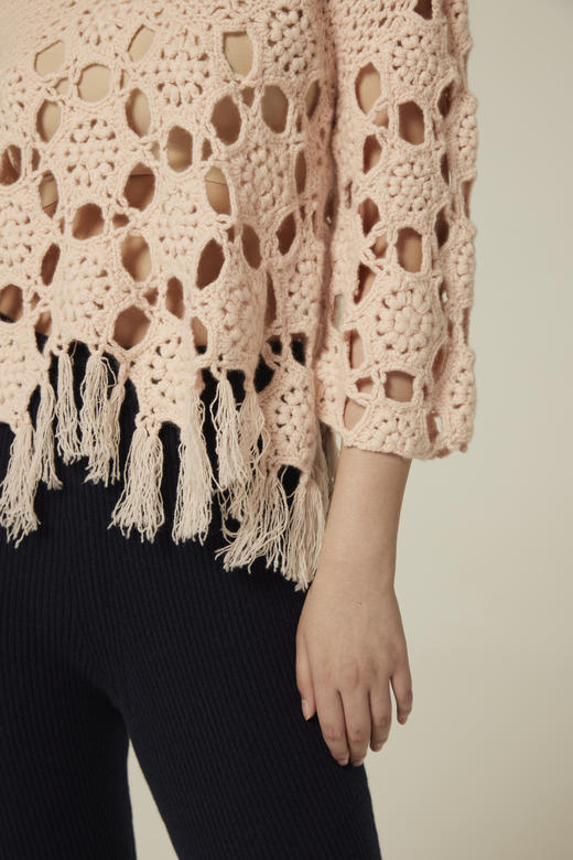 流苏翻领羊绒纯手钩上衣 SJF94W335W 商品图3