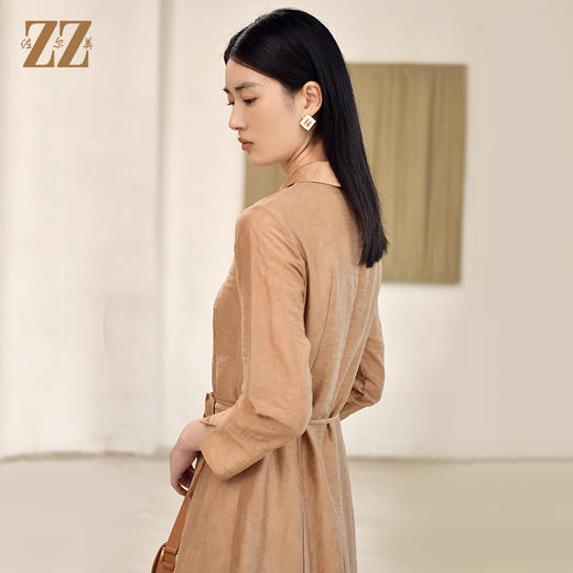 佐尔美2022秋季新款 气质职场贝母扣中长连衣裙女E23LL16 商品图4