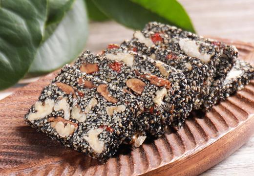 【汉瑭秘点】芝麻核桃软糕 | 传统手工，秋冬季健康小食。核桃的脆、红枣的柔、芝麻的香、枸杞的酸甜杂糅其中，舌尖被惊艳了!!! 商品图3