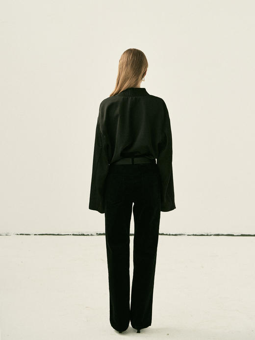 Viktoria Chan | AW22047 Kira blouse  [长袖衬衫 黑 / 白 ] 商品图5