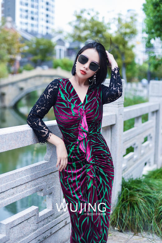 【雾境定制款】妖娆女人味定制丝绒烧花面料拼接股线蕾丝超级遮肉花苞裙 2202192 商品图3