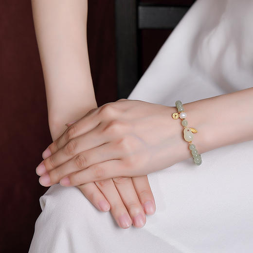 S925纯银镀金，和田玉青玉小团圆玉兔钱币手链气质本命年手串CW-200 商品图3