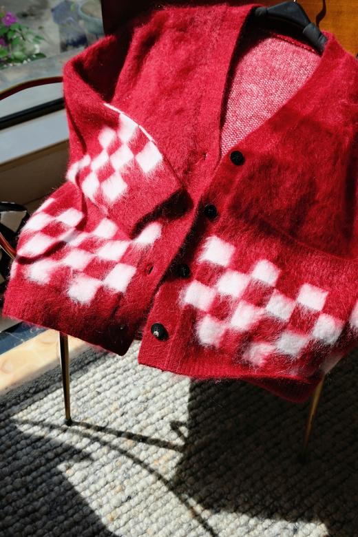 高颜值马海毛针织开衫！拉毛红白晕染棋格！工厂资源I*M同款同材质！超幼马海毛+超细美丽诺羊毛混纺 贴肤柔软~ 商品图1