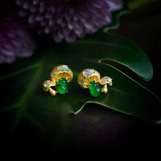 龢盒原创 18k金镶翡翠魔幻小蘑菇耳钉 商品图1