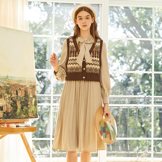 Famecoco范可儿针织马甲连衣裙两件套蝴蝶领飘带减龄套装F228EA005 商品图0