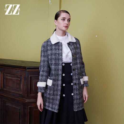 2021冬季新款气质黑白格羊剪绒大衣E94YJ47 商品图2