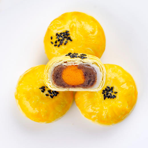 【暮日家蛋黄酥HD】45克*6枚/份(2份起默认合并为12枚/箱或18枚/箱发货)；薅羊毛啦赶紧抢~这个品质，这个价格，不下单，真心会亏了。  早餐、下午茶、宵夜统统都适配~ 商品图3