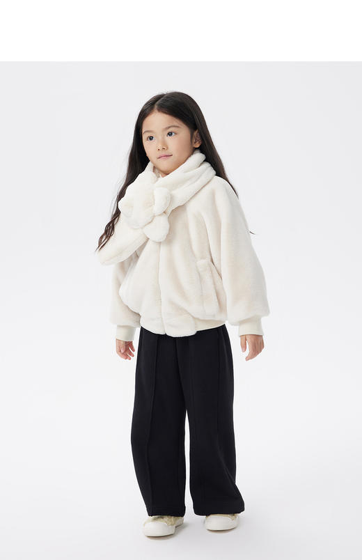 JNBY  22年冬款  亲肤柔软环保材质仿皮草外套  1MAA10330 商品图4