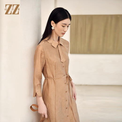 佐尔美2022秋季新款 气质职场贝母扣中长连衣裙女E23LL16 商品图3