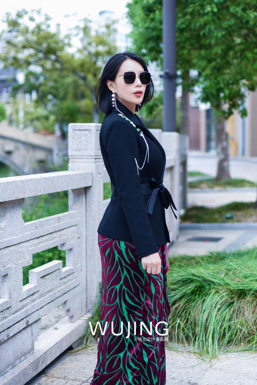 【雾境定制款】妖娆女人味定制丝绒烧花面料拼接股线蕾丝超级遮肉花苞裙 2202192 商品图7