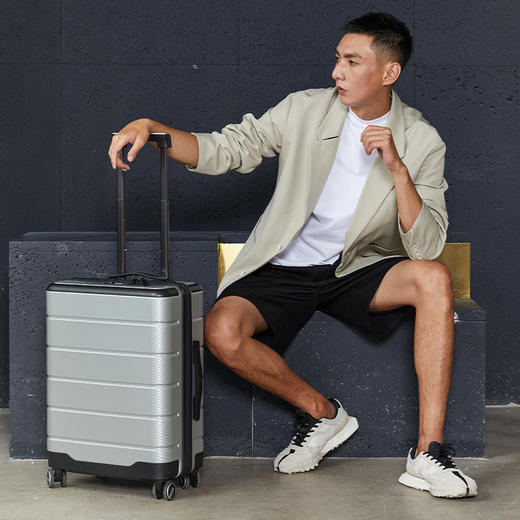 银座高品质商务可称重登机拉杆箱20寸6638拉链箱 商品图1
