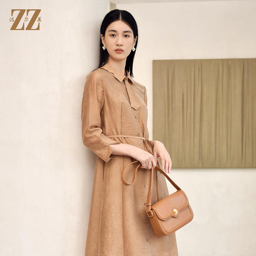 佐尔美2022秋季新款 气质职场贝母扣中长连衣裙女E23LL16 商品图2