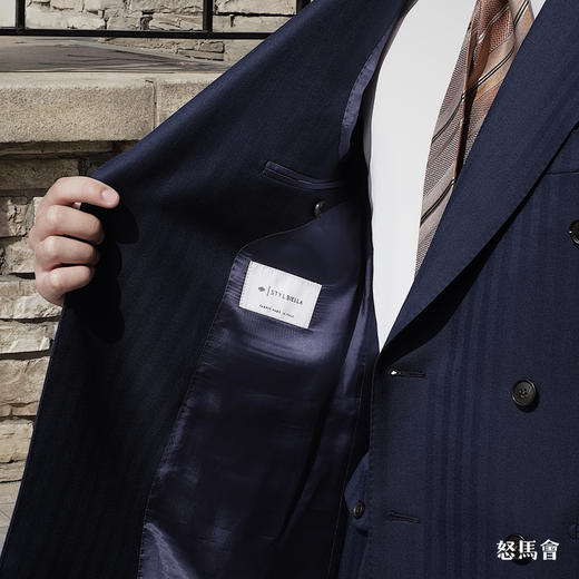 Stylbiella Knight 澳洲美丽诺羊毛360克高克重藏蓝色人字纹全麻衬套装 商品图11