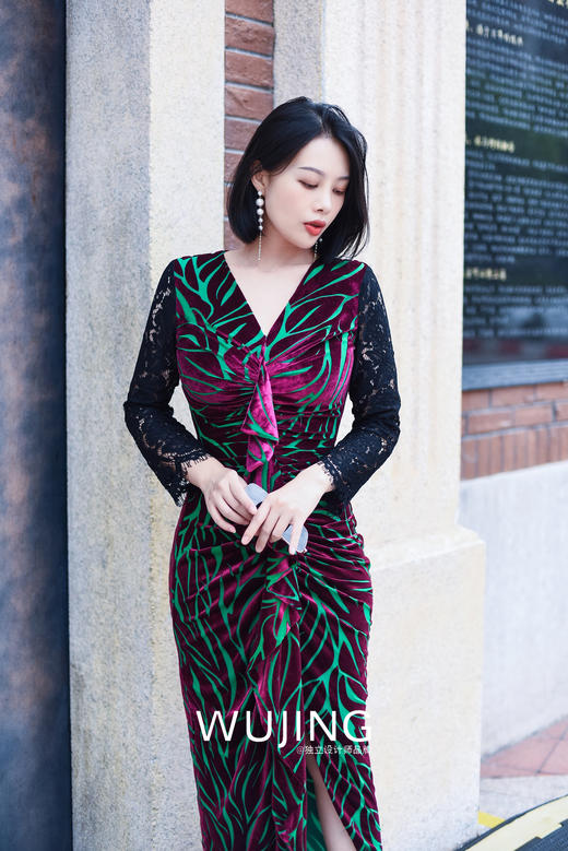 【雾境定制款】妖娆女人味定制丝绒烧花面料拼接股线蕾丝超级遮肉花苞裙 2202192 商品图1