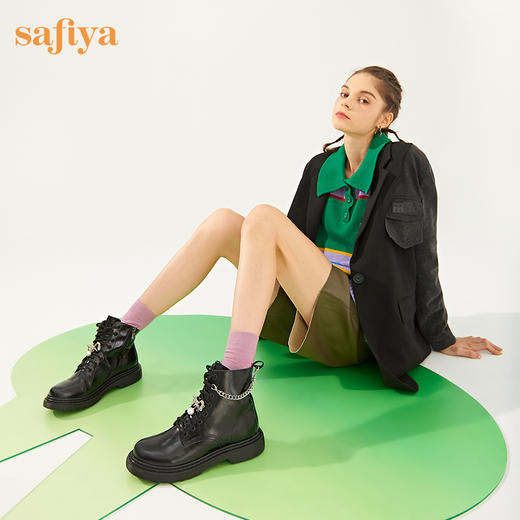 【春节不打烊】Safiya/索菲娅 新潮IP玩趣可拆卸扣饰厚底系带休闲厚底马丁靴 SF24116177 商品图6