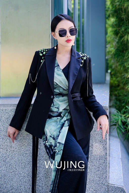 【雾境定制款】超飒精致无敌版型高级重手工钉钻西装外套 2202197 商品图1