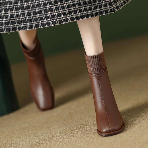 毛线口短靴女英伦方头时装靴，中跟复古瘦瘦靴粗跟LDKG-S5088 商品图1