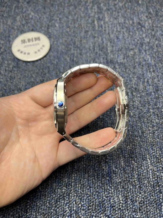 江诗丹顿纵横四海系列4500V 男士腕表
机芯：搭载进口西铁城 商品图4
