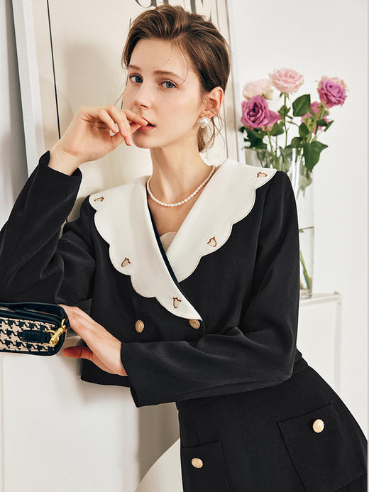 OLrain欧芮儿法式黑色短外套女秋季2022年新款复古气质撞色领上衣 商品图3