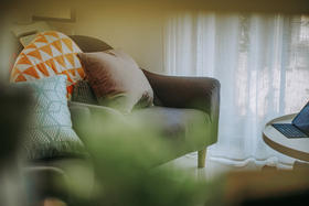 想给孩子报个绘画班，又怕压抑他自由的天性，怎么办？【袁奕的锦囊-3】