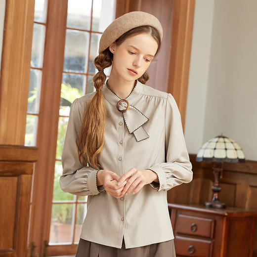 Famecoco范可儿条巾式领子衬衫女设计感小众秋冬长袖衬衣打底F228BA003 商品图0