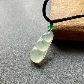 冰种飘花厚庄翡翠福豆